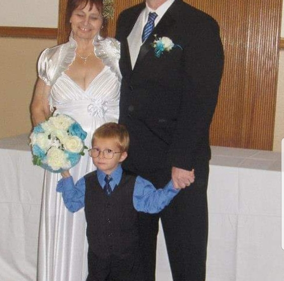 Meet your Posher, Debbie - Picture 1 of 1